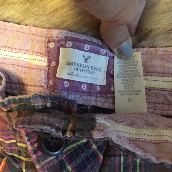American Eagle Plaid Shorts Size 0 - Picture 3 of 4